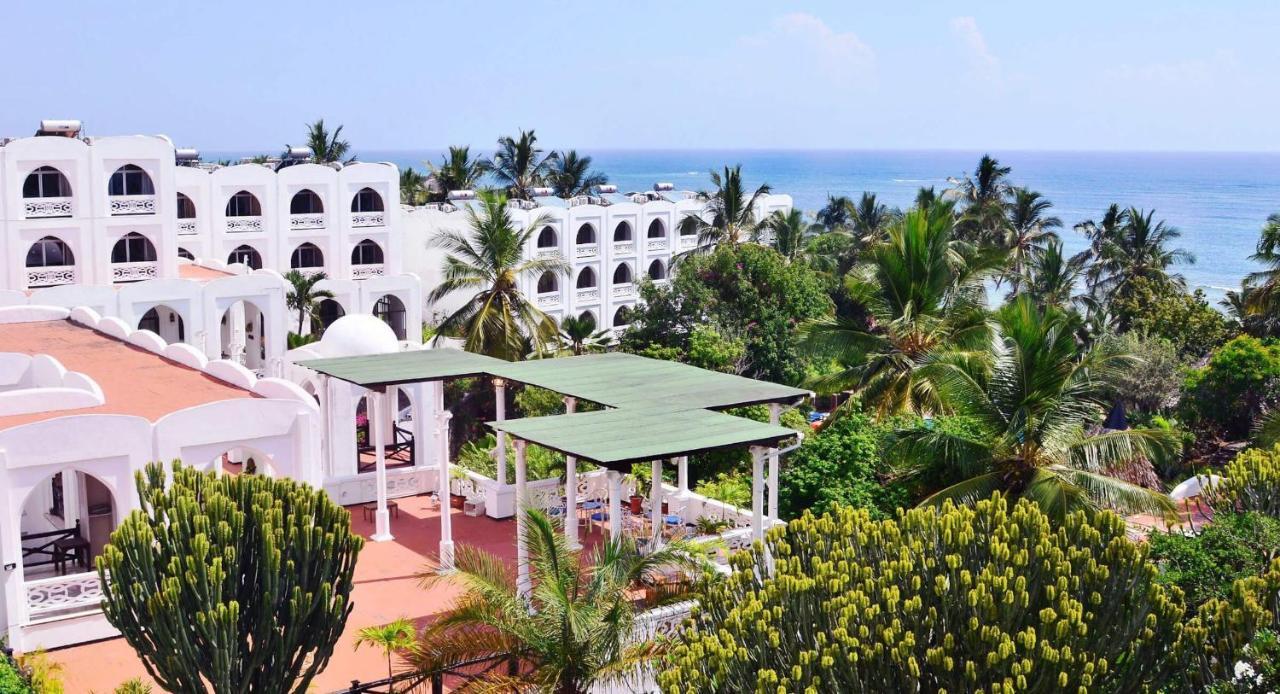 Kaskazi Beach Resort Diani Beach Exterior photo