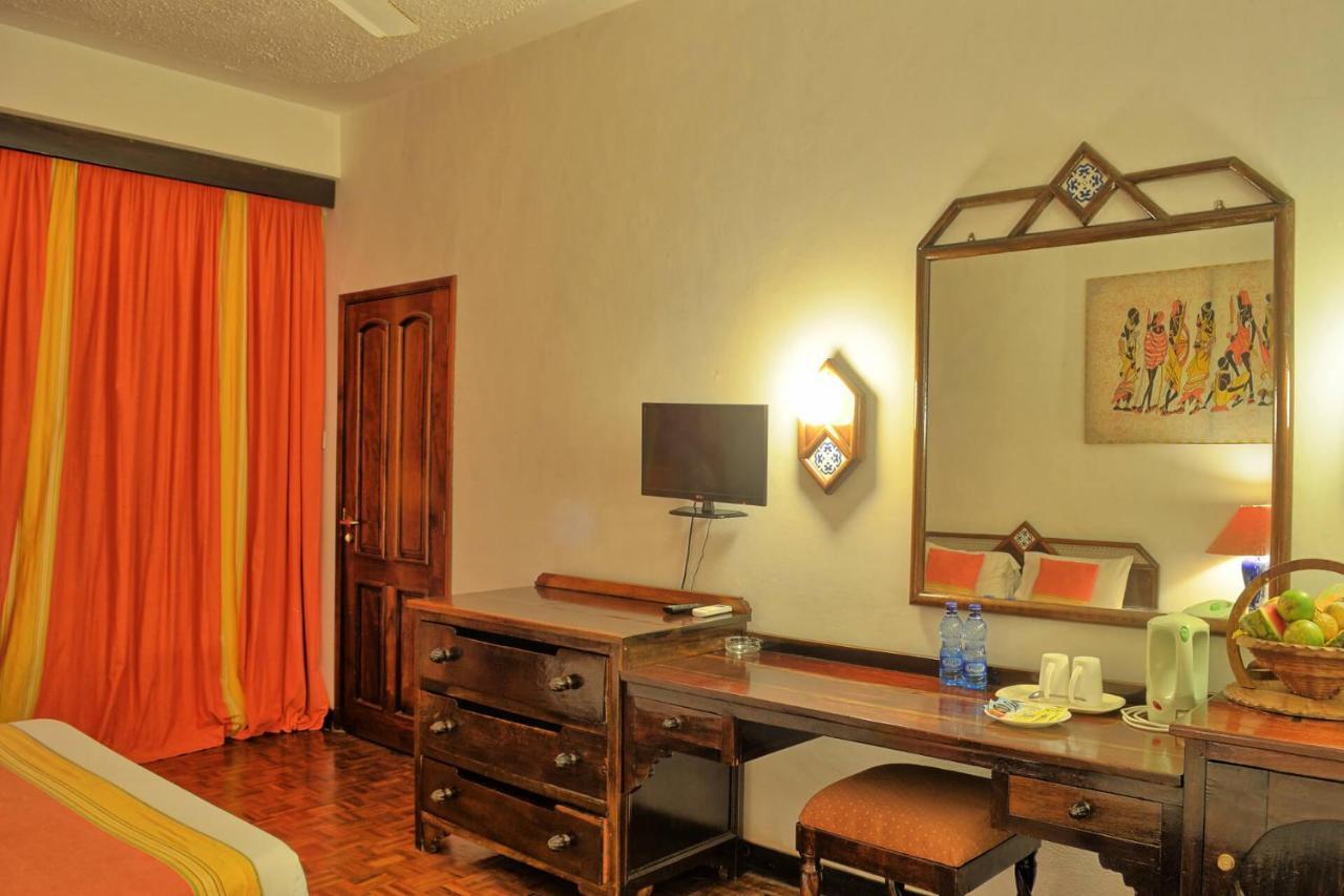 Kaskazi Beach Resort Diani Beach Exterior photo