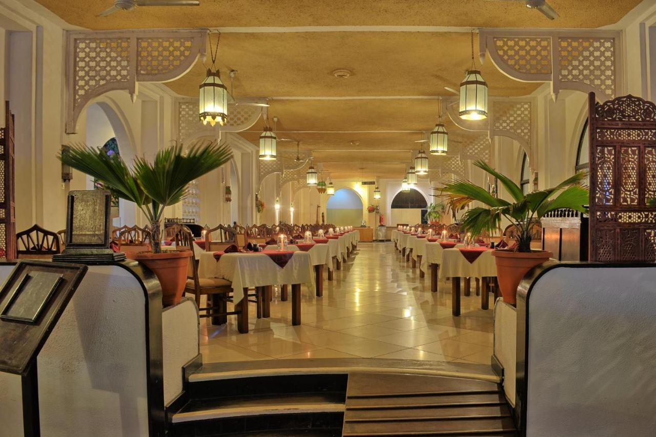 Kaskazi Beach Resort Diani Beach Exterior photo