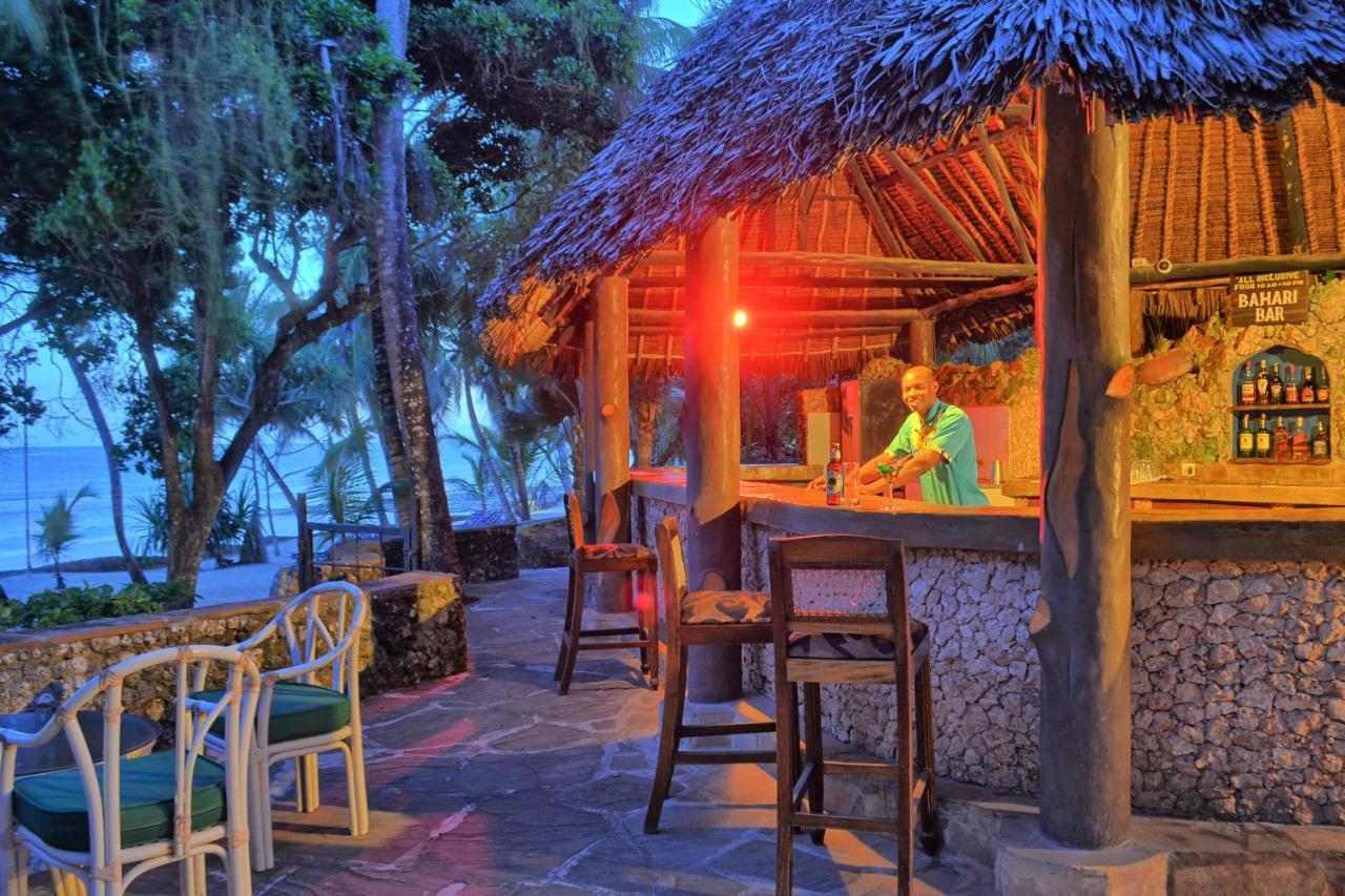 Kaskazi Beach Resort Diani Beach Exterior photo